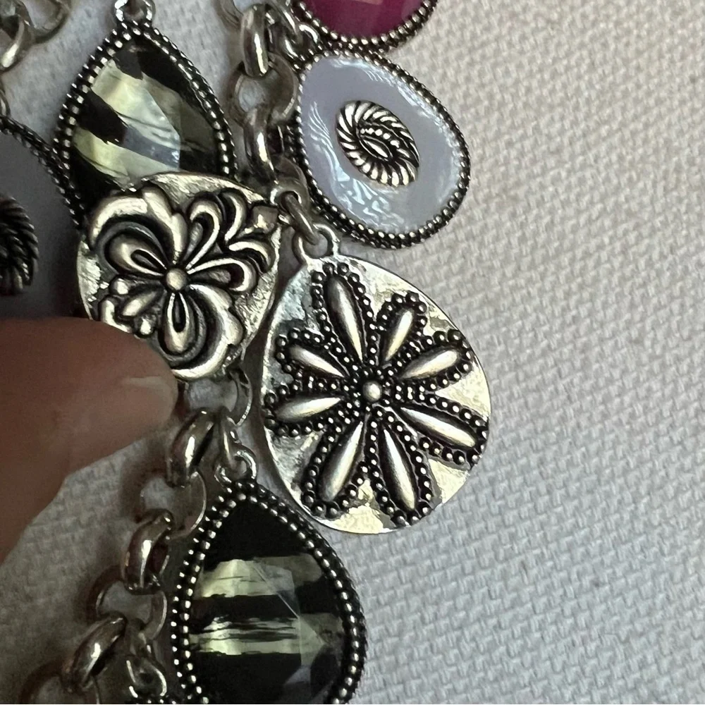 Premier Designs Antiqued Bib Necklace with Ornate Plated and Resin Pieces Purple - Picture 8 of 11